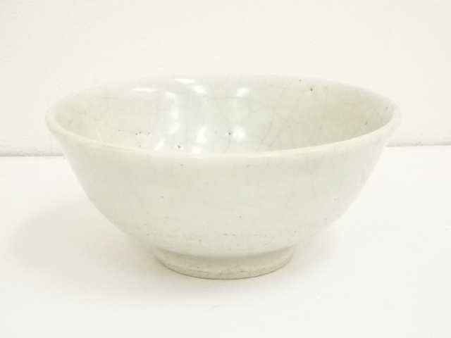 JAPANESE TEA CEREMONY WHITE GLAZE TEA BOWL CHAWAN / 